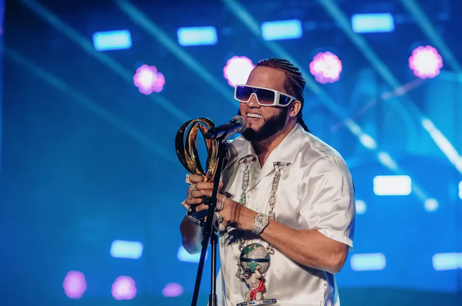 Los HEAT Latin Music Awards 2025 anuncian sus nominaciones y se celebrarán por primera vez en Colombia